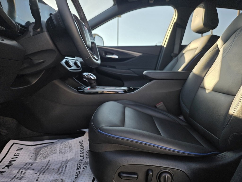 Used 2024 Buick Envista Sport Touring w/ Convenience I Package image 11