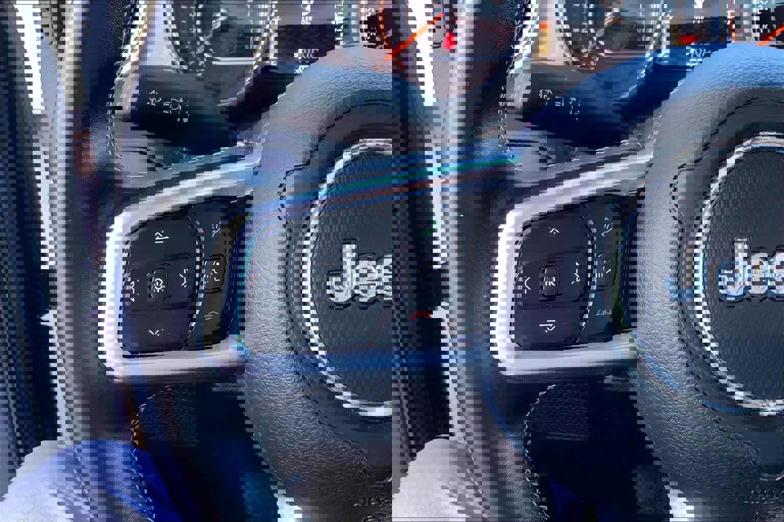 Used 2018 Jeep Wrangler Unlimited Sahara w/ Dual Top Group image 21