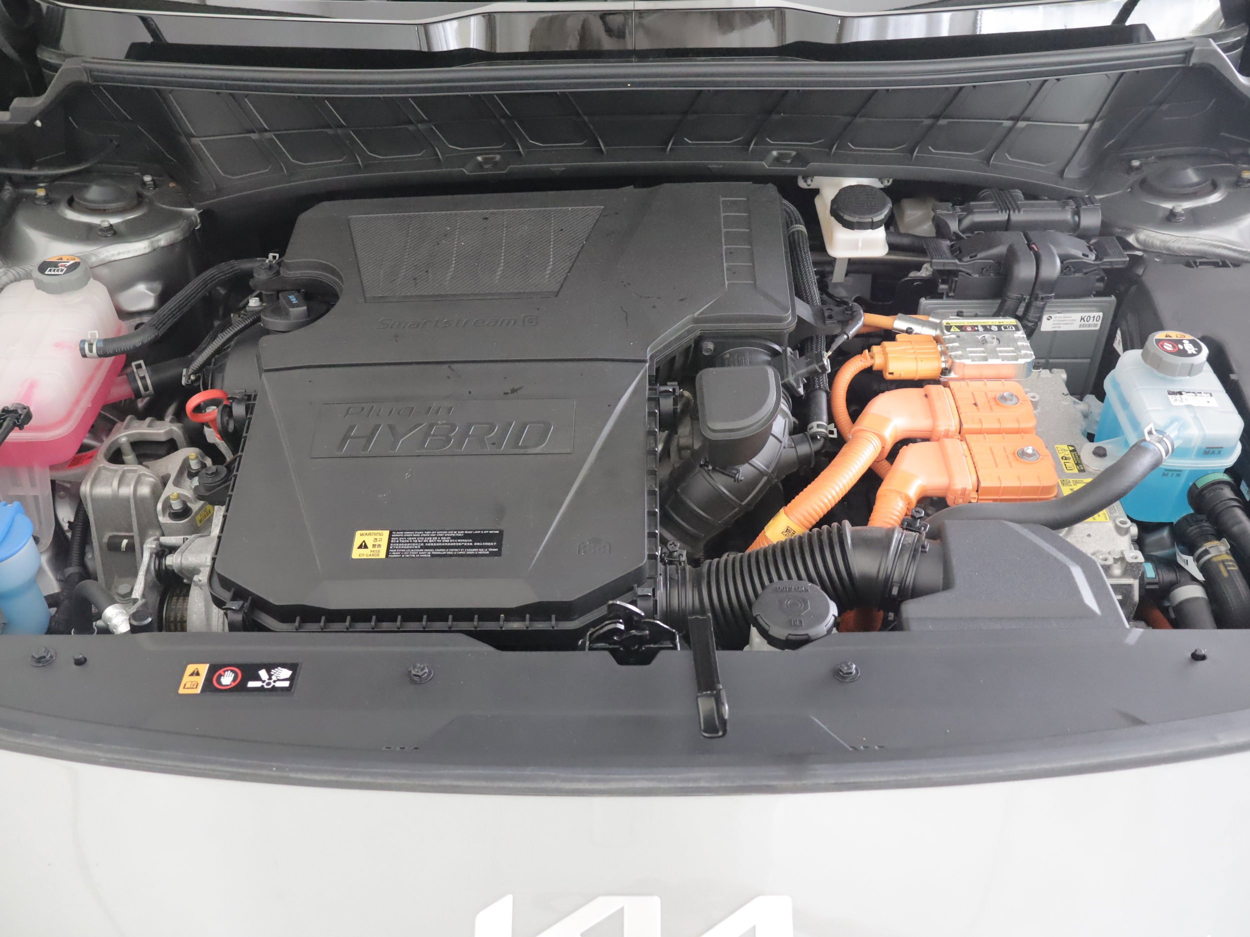 Used 2024 Kia Niro SX Touring FWD image 28