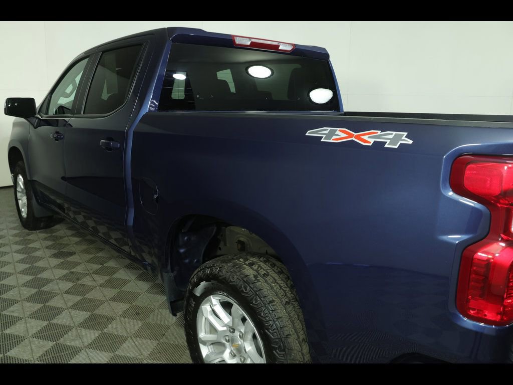 Used 2023 Chevrolet Silverado 1500 LT image 24