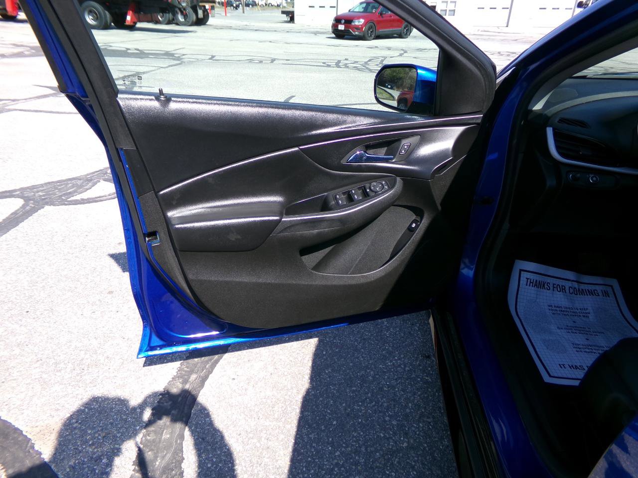 Used 2018 Chevrolet Volt LT w/ LT Driver Confidence Package image 19