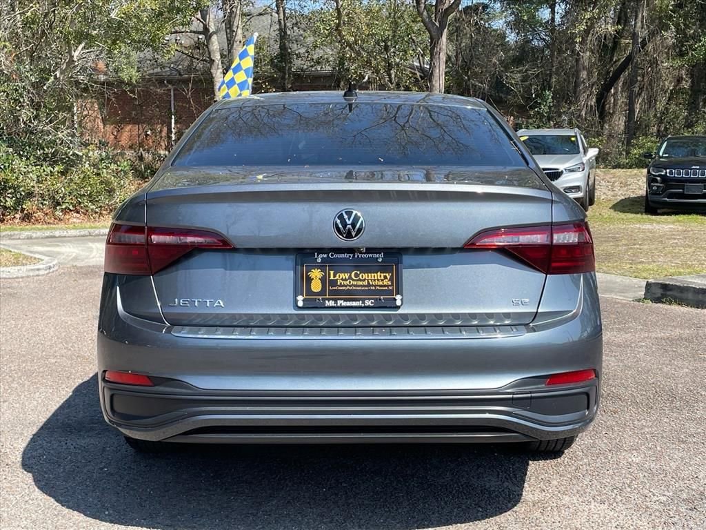 Used 2023 Volkswagen Jetta SE image 27