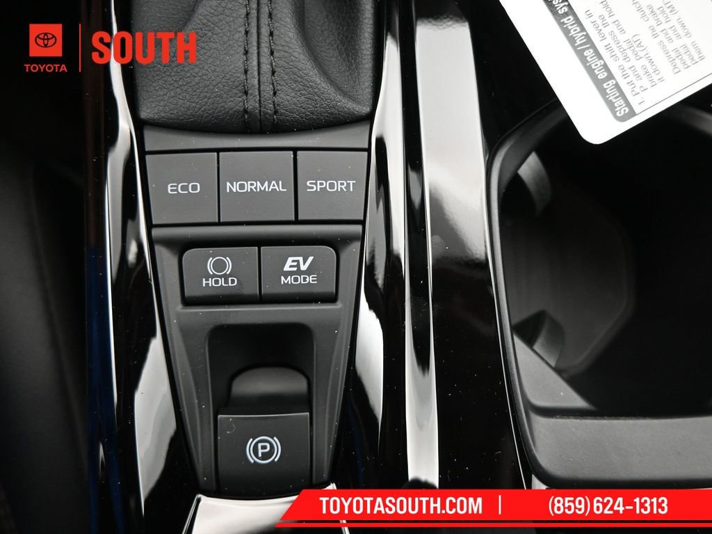 Used 2026 Toyota Camry XLE image 17