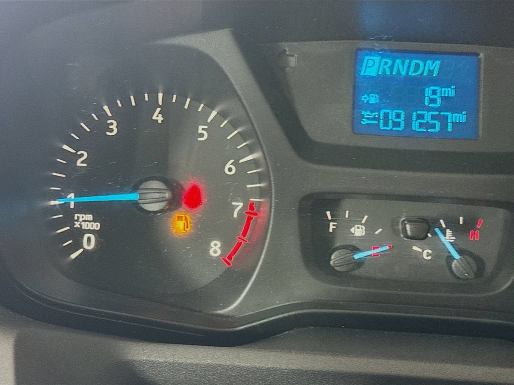 Used 2018 Ford Transit 150 XL RWD image 14