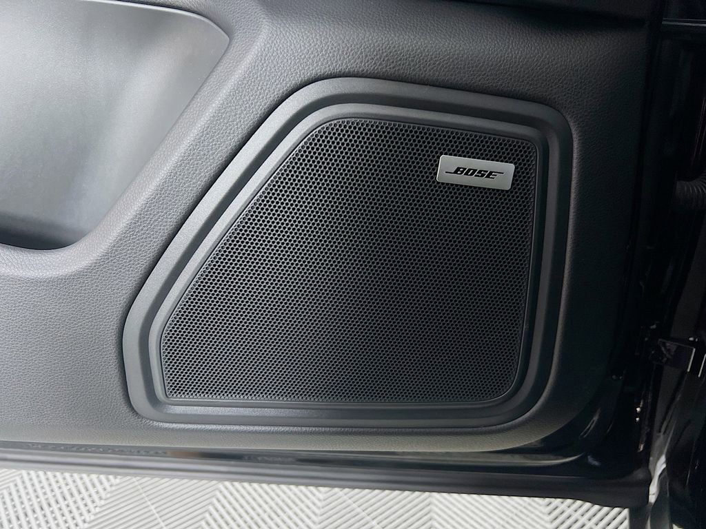 Certified 2023 Porsche Macan S image 21