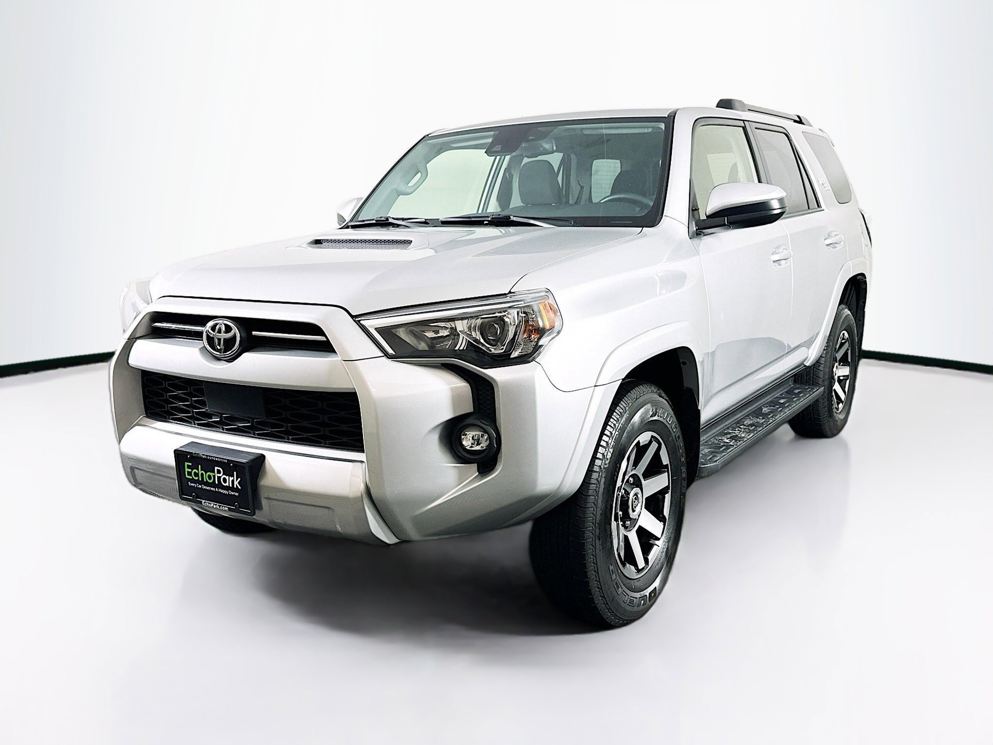 Used 2024 Toyota 4Runner TRD Off-Road image 3