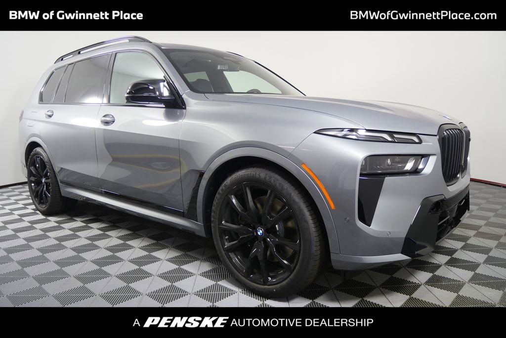 Used 2026 BMW X7 M60i image 1