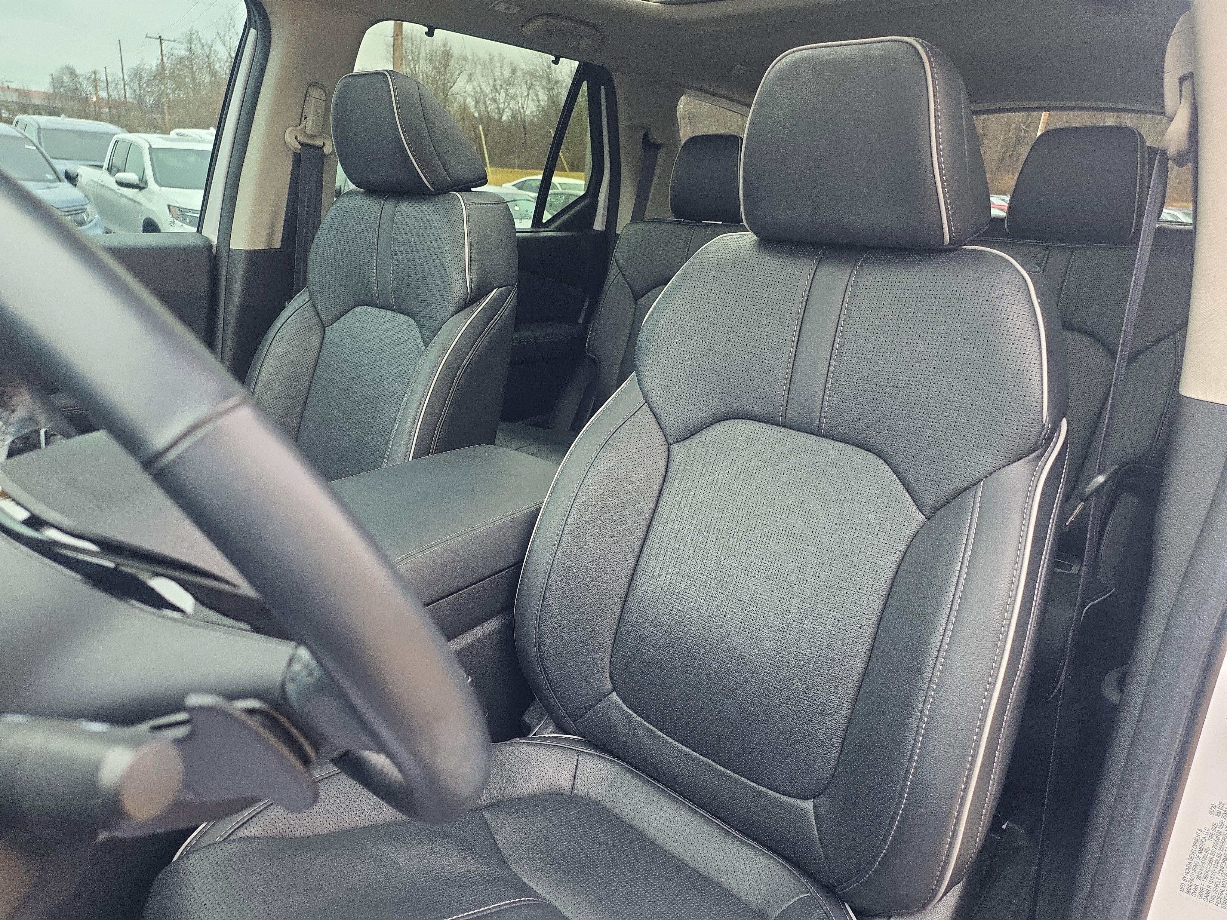 Used 2023 Honda Pilot Elite image 9