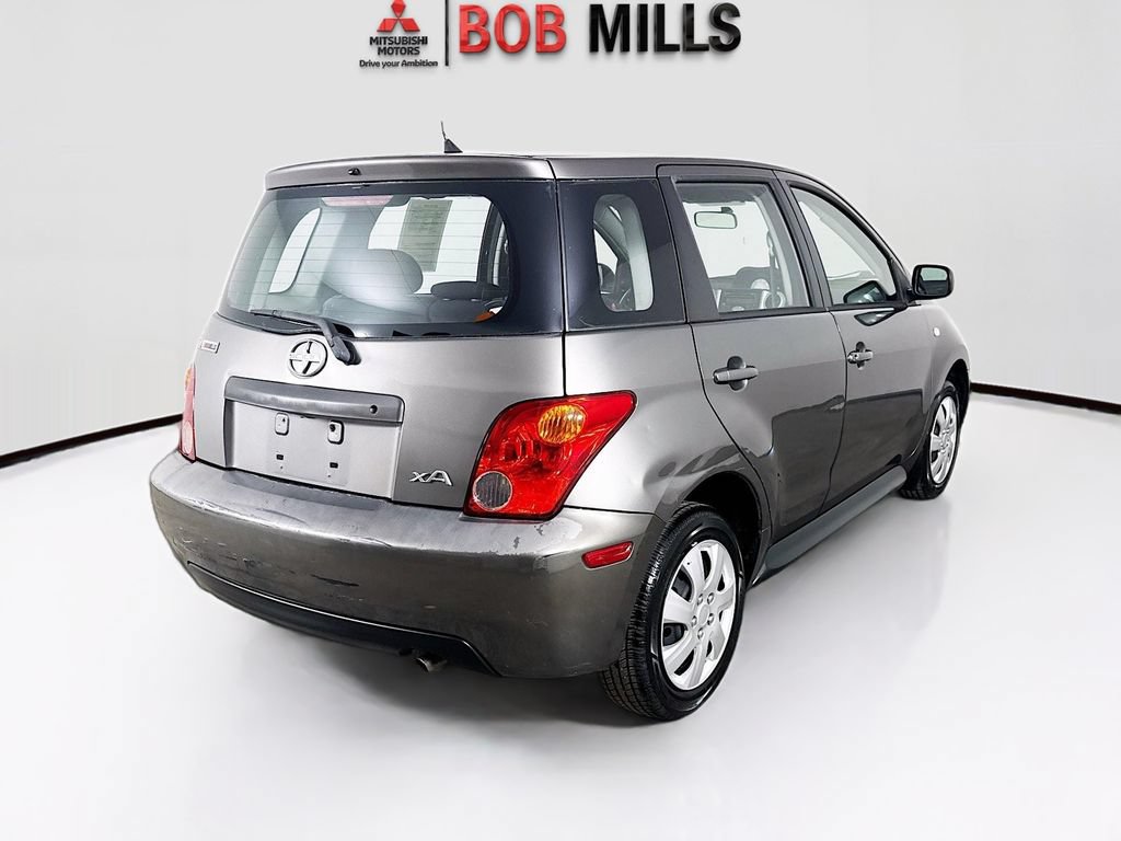 Used 2005 Scion xA FWD image 7