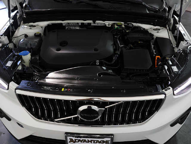 Used 2023 Volvo XC40 B5 Plus w/ Protection Package Premier AWD/4WD image 36