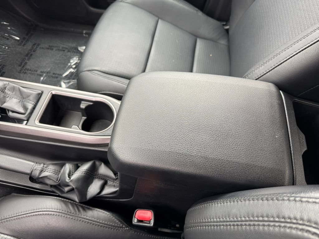 Certified 2022 Toyota Tacoma Limited AWD/4WD image 27