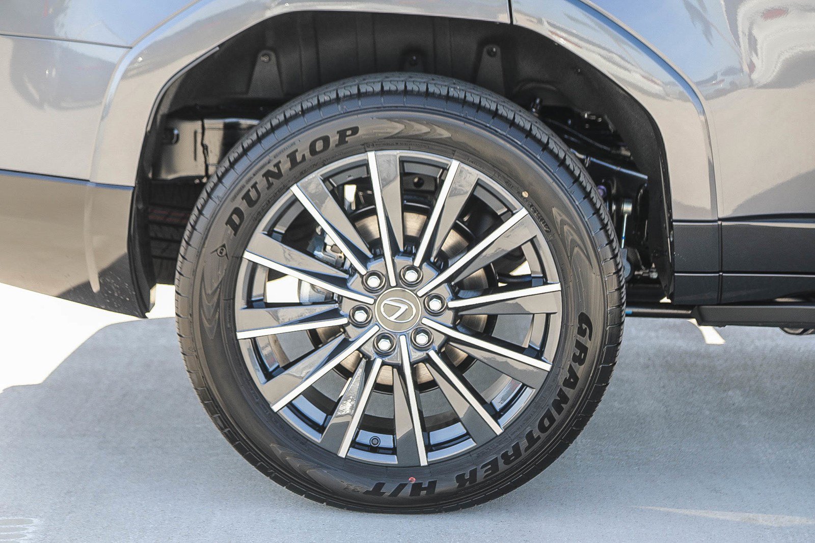 New 2026 Lexus GX 550 AWD/4WD image 11