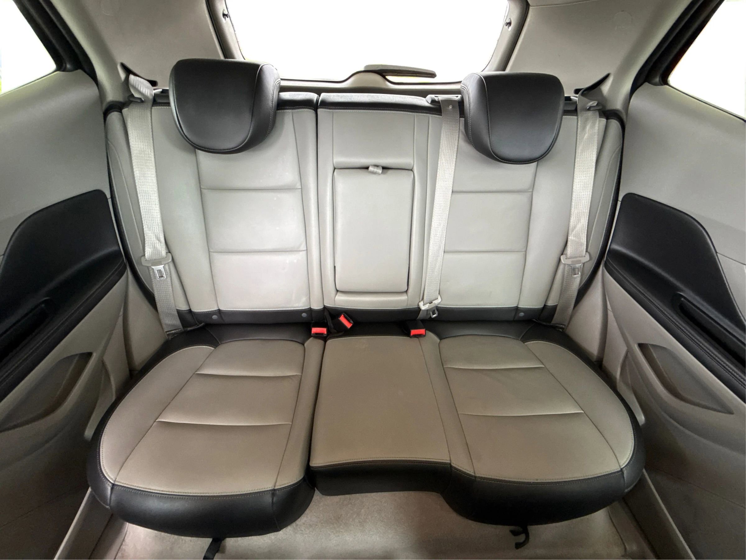 Used 2014 Buick Encore Premium image 28