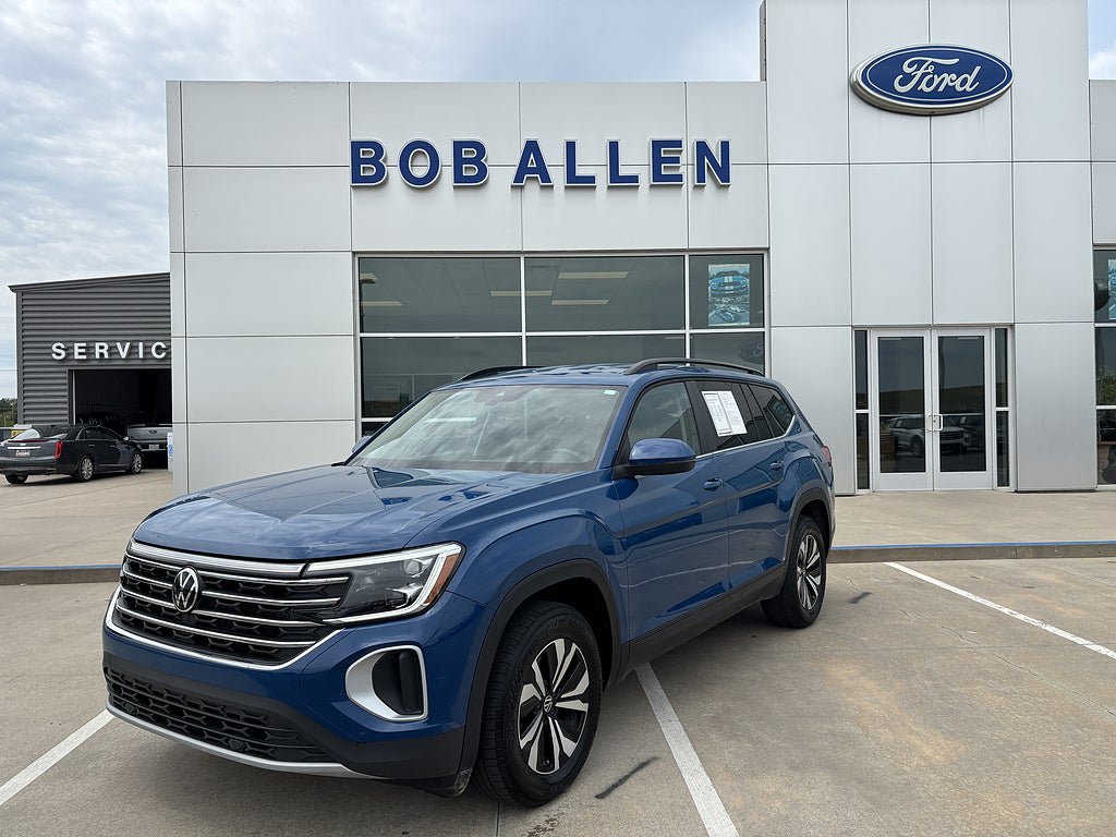 Used 2025 Volkswagen Atlas SE