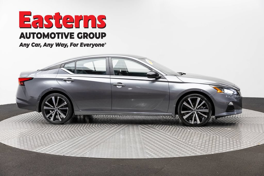 Used 2022 Nissan Altima 2.5 SR FWD image 4