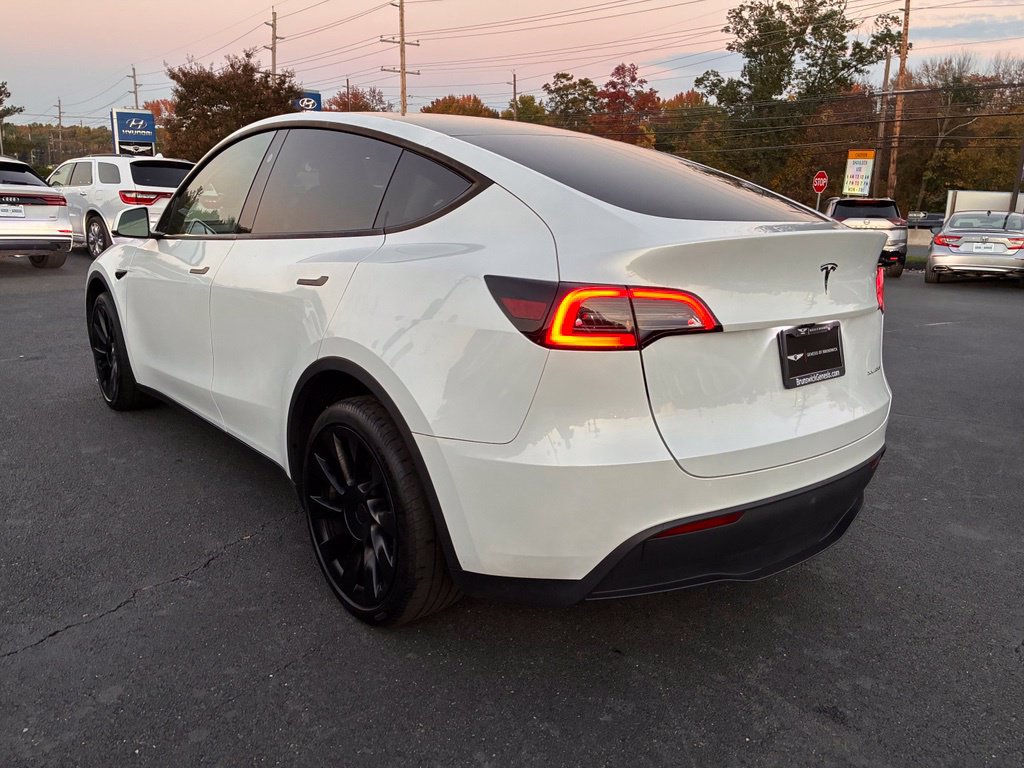 Used 2023 Tesla Model Y Long Range AWD/4WD image 5