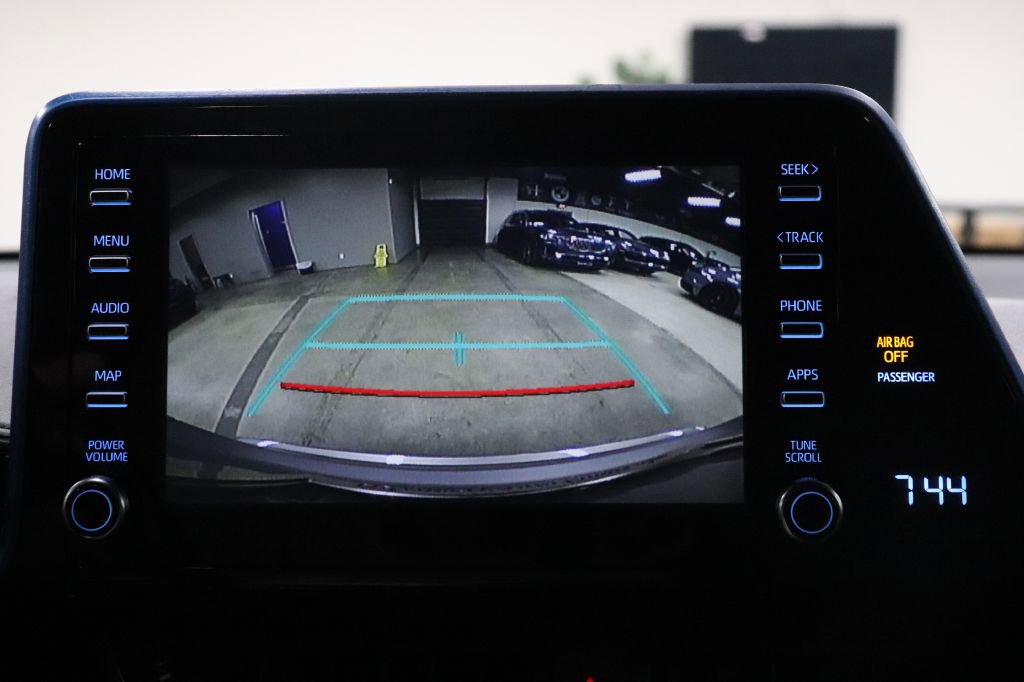 Used 2019 Toyota C-HR XLE image 14