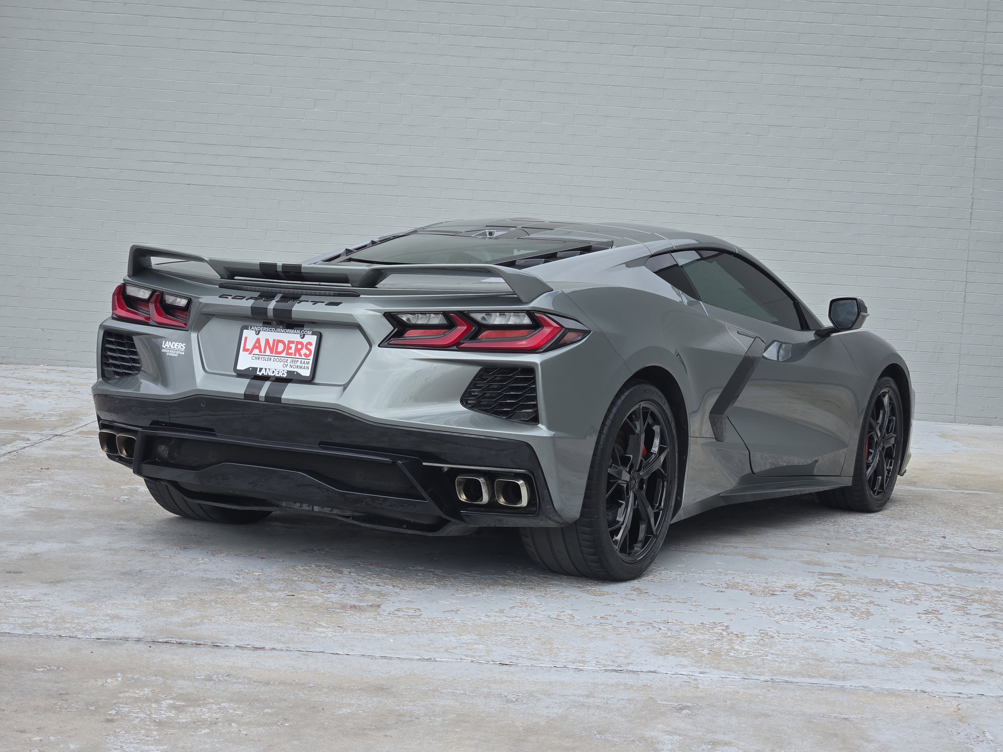 Used 2023 Chevrolet Corvette Stingray Preferred Cpe w/ Z51 Performance Package image 8