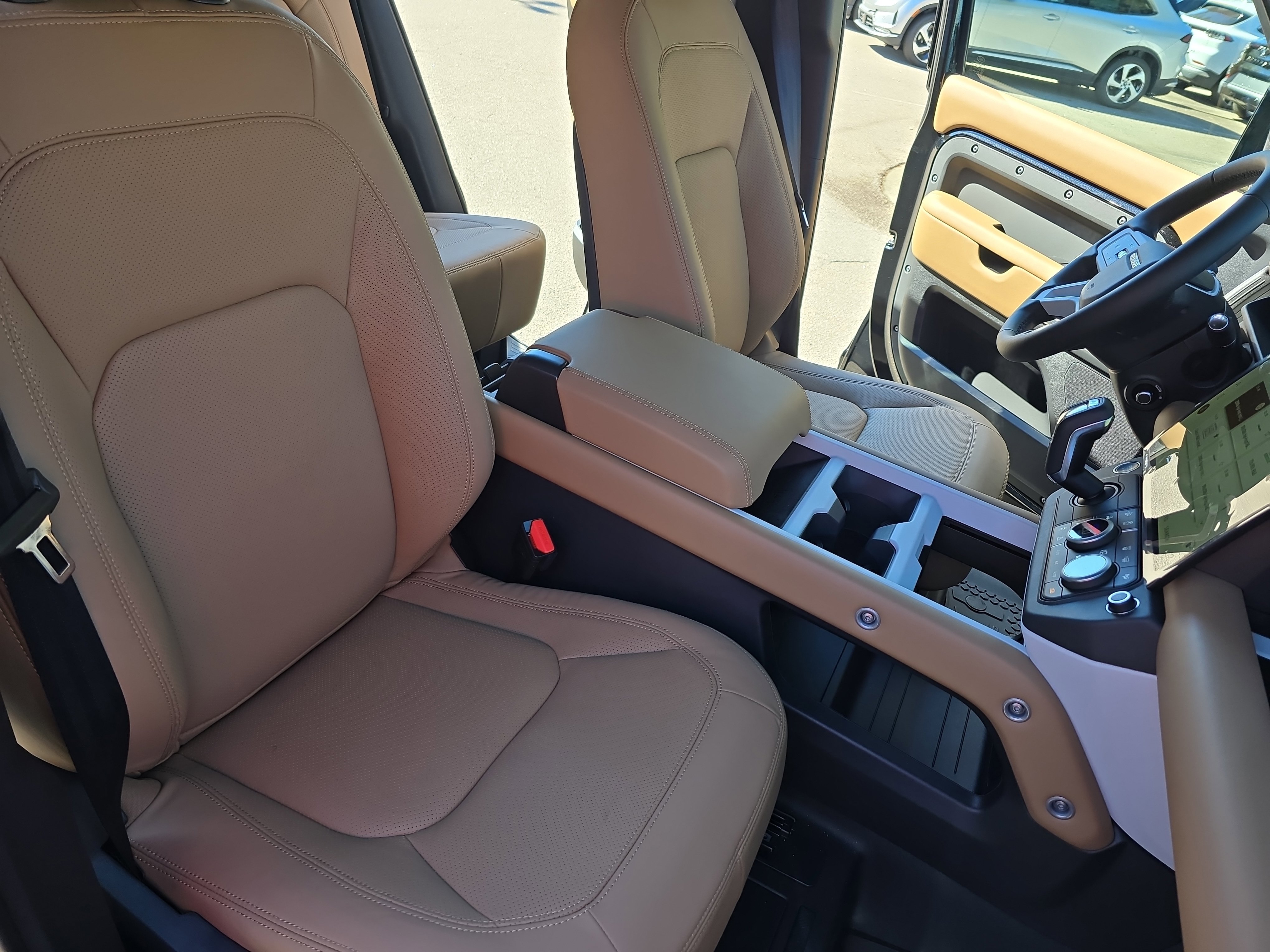New 2026 Land Rover Defender 110 S image 10