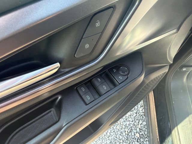 Used 2024 Chevrolet Equinox EV RS FWD image 42