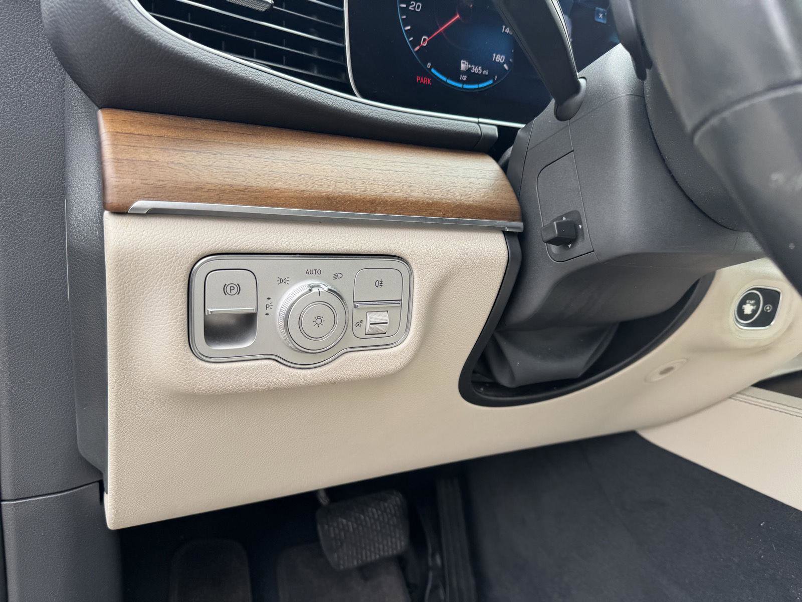 Used 2020 Mercedes-Benz GLE 350 4MATIC image 7