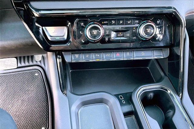 Used 2025 GMC Sierra 3500 AT4 w/ AT4 Premium Plus Package image 17