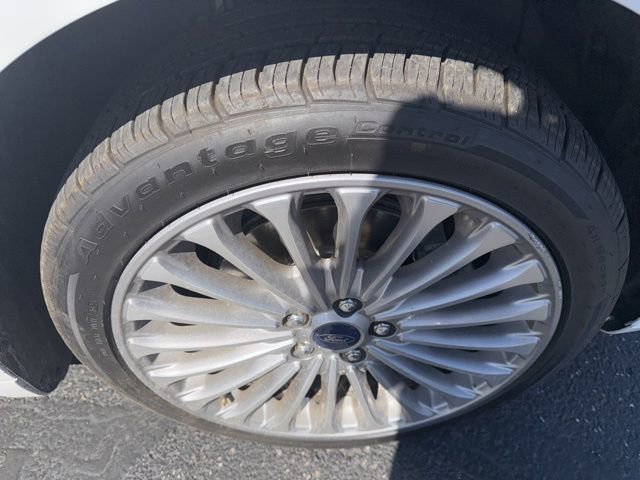 Used 2016 Ford Fusion Titanium FWD image 26