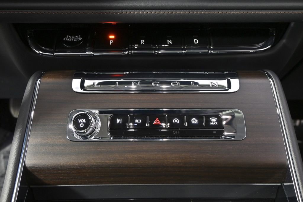 New 2026 Lincoln Aviator Reserve image 32