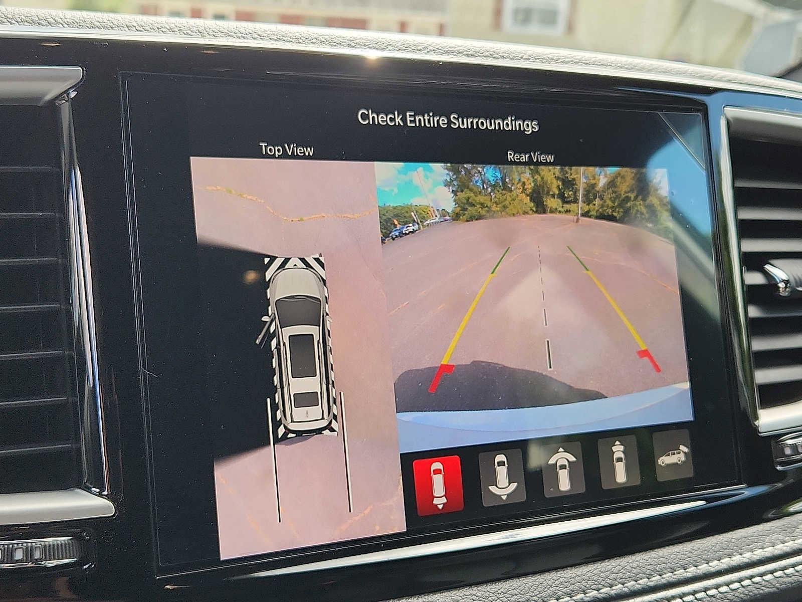 New 2026 Chrysler Pacifica Select image 13