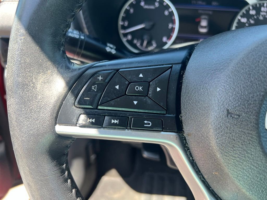 Used 2020 Nissan Sentra SV FWD image 37