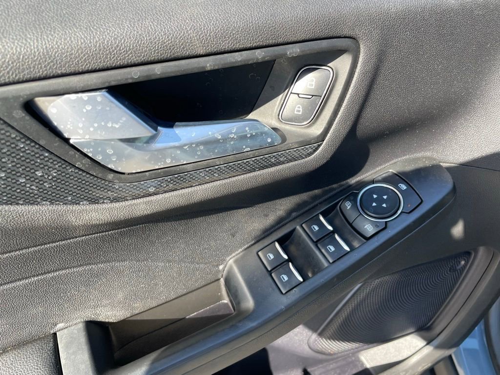 Used 2024 Ford Escape ST-Line image 12