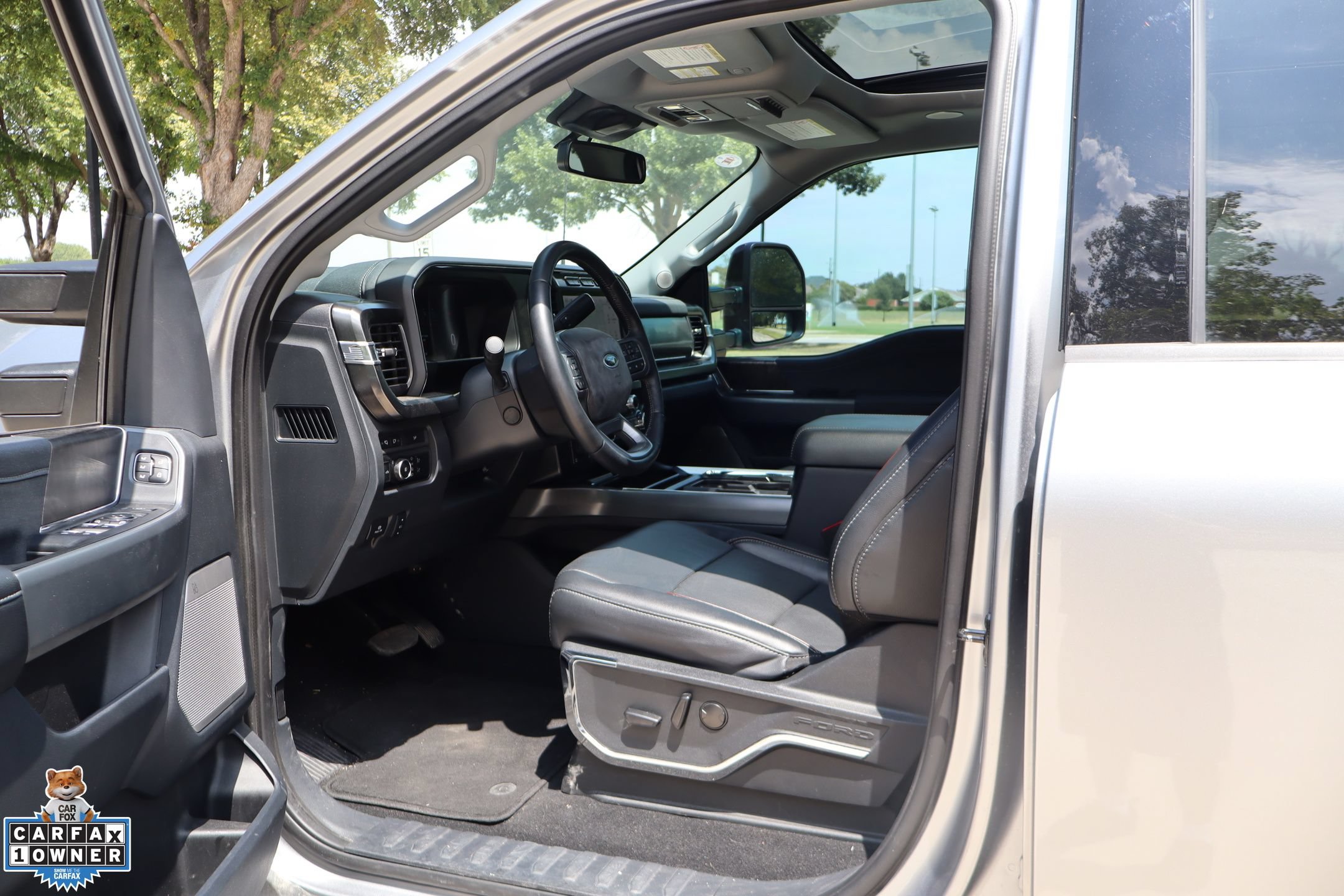 Certified 2024 Ford F250 Lariat w/ Lariat Ultimate Package AWD/4WD image 26