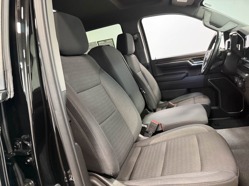 Used 2023 Chevrolet Silverado 1500 LT image 64