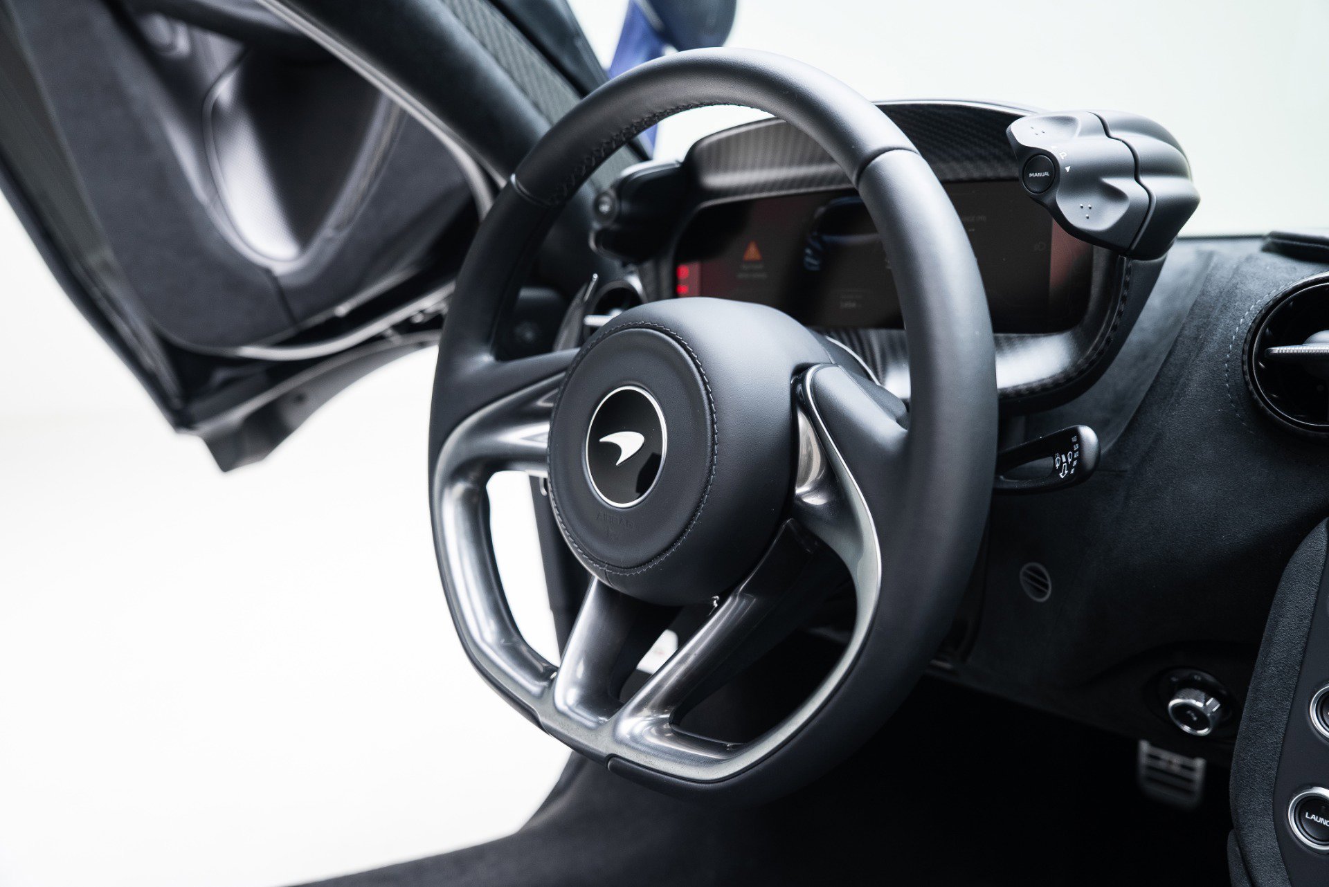 Used 2024 McLaren 750S Spider image 38