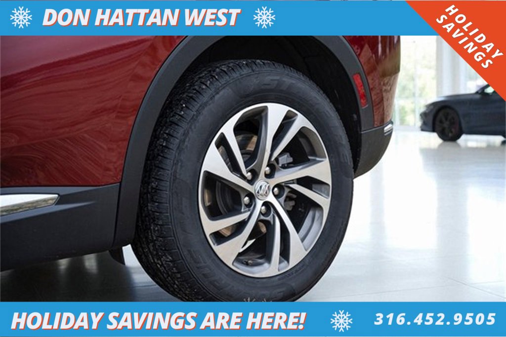 Used 2023 Buick Envision Essence image 40