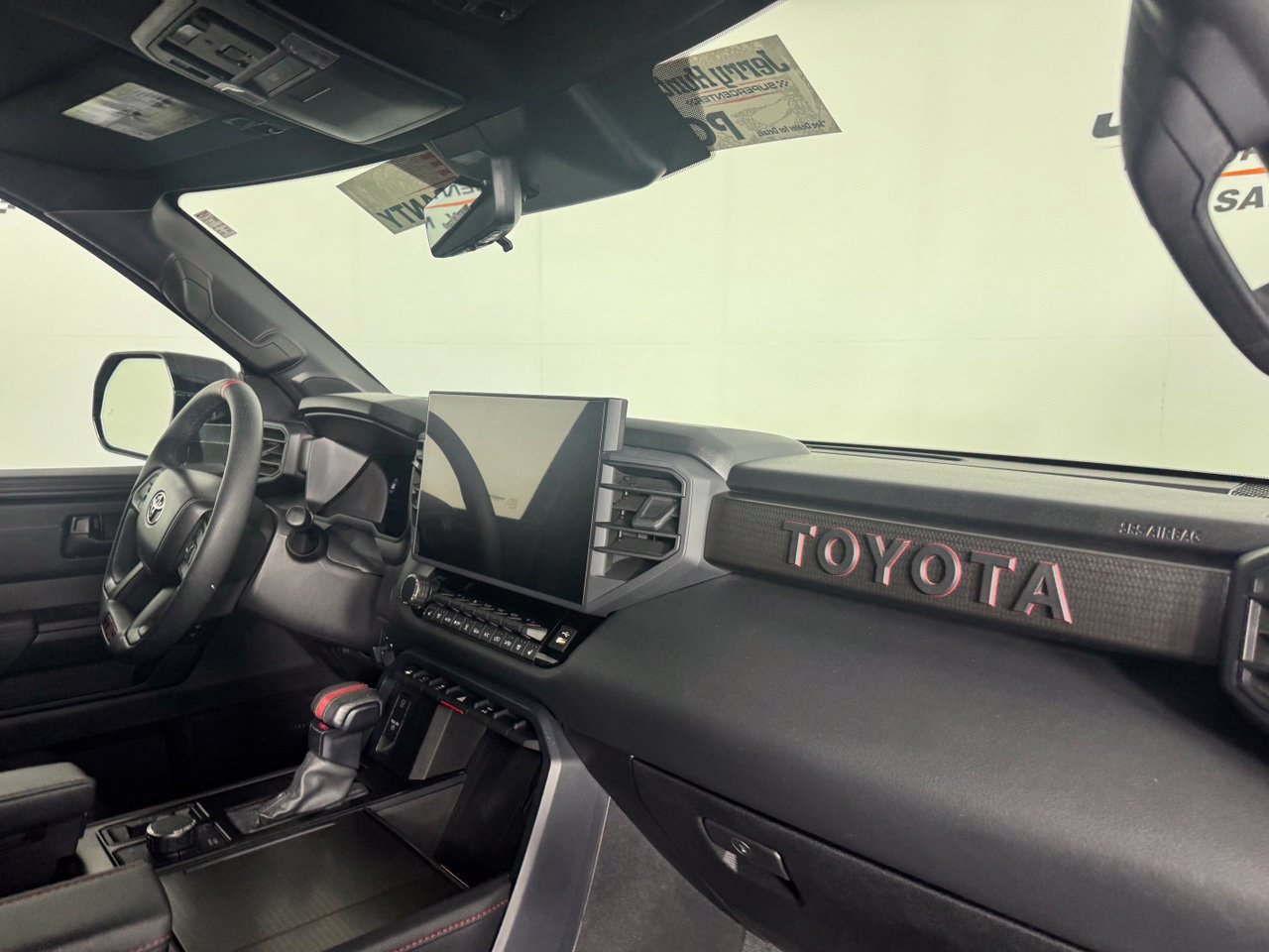 Used 2025 Toyota Sequoia TRD Pro AWD/4WD image 37