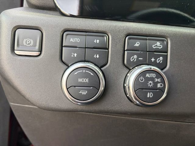 Used 2024 GMC Sierra 1500 SLT AWD/4WD image 5