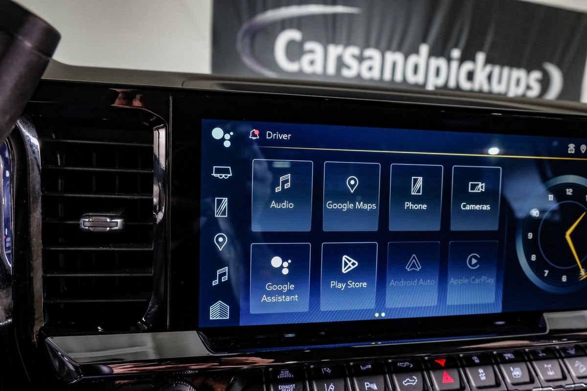 Used 2025 Chevrolet Silverado 2500 ZR2 w/ Technology Package image 27