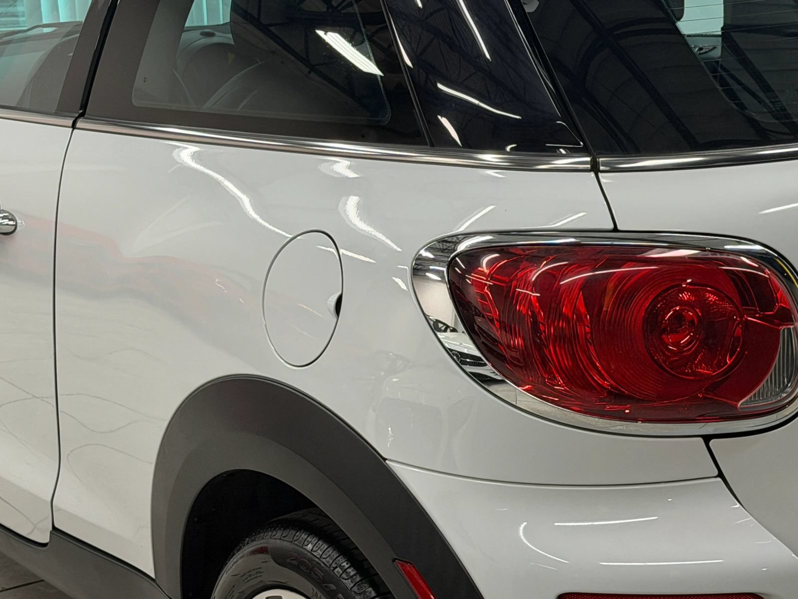 Used 2015 MINI Cooper Paceman FWD image 12
