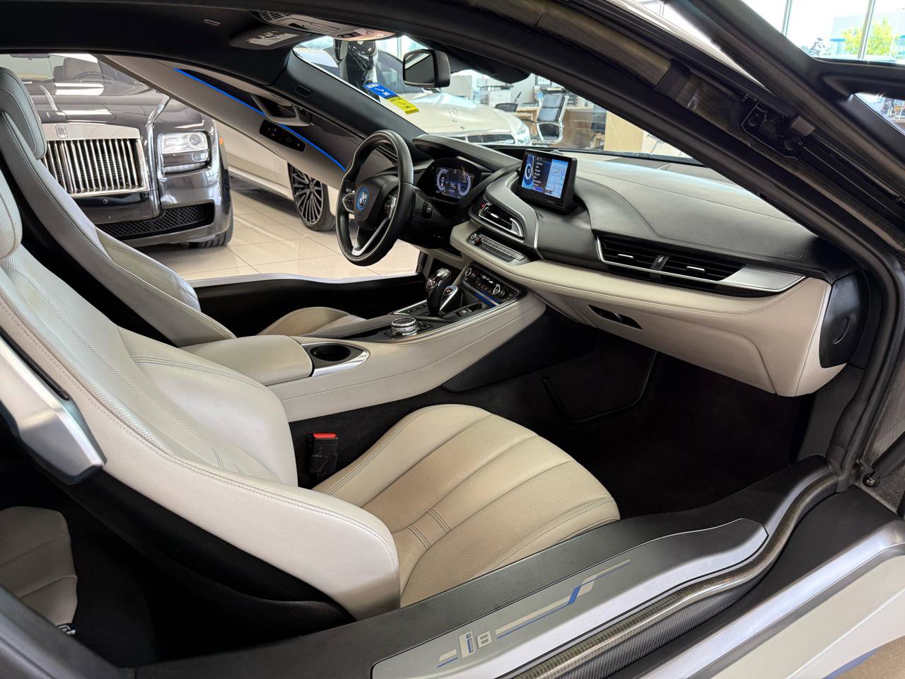 Used 2015 BMW i8 AWD/4WD image 20