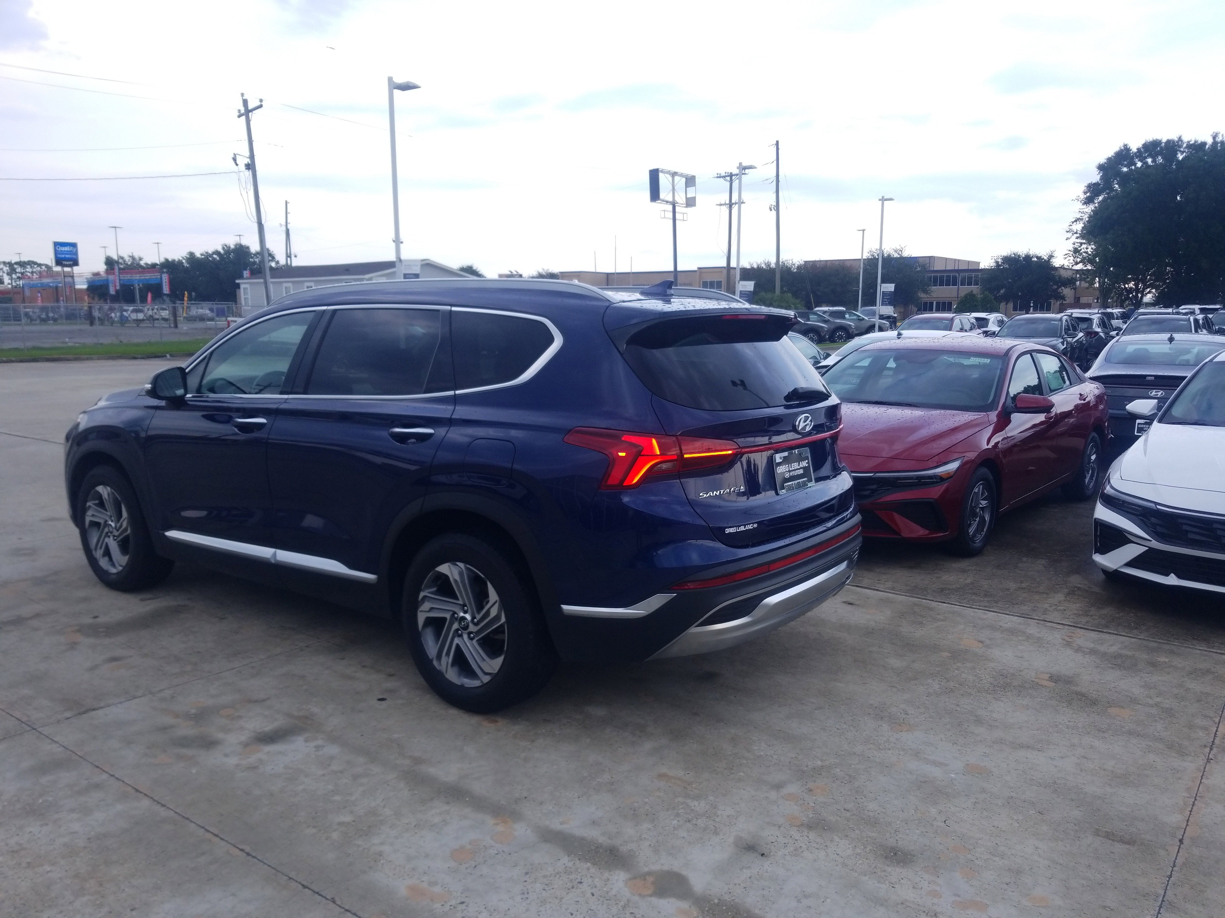 Used 2021 Hyundai Santa Fe SEL w/ Convenience + Premium Package image 5