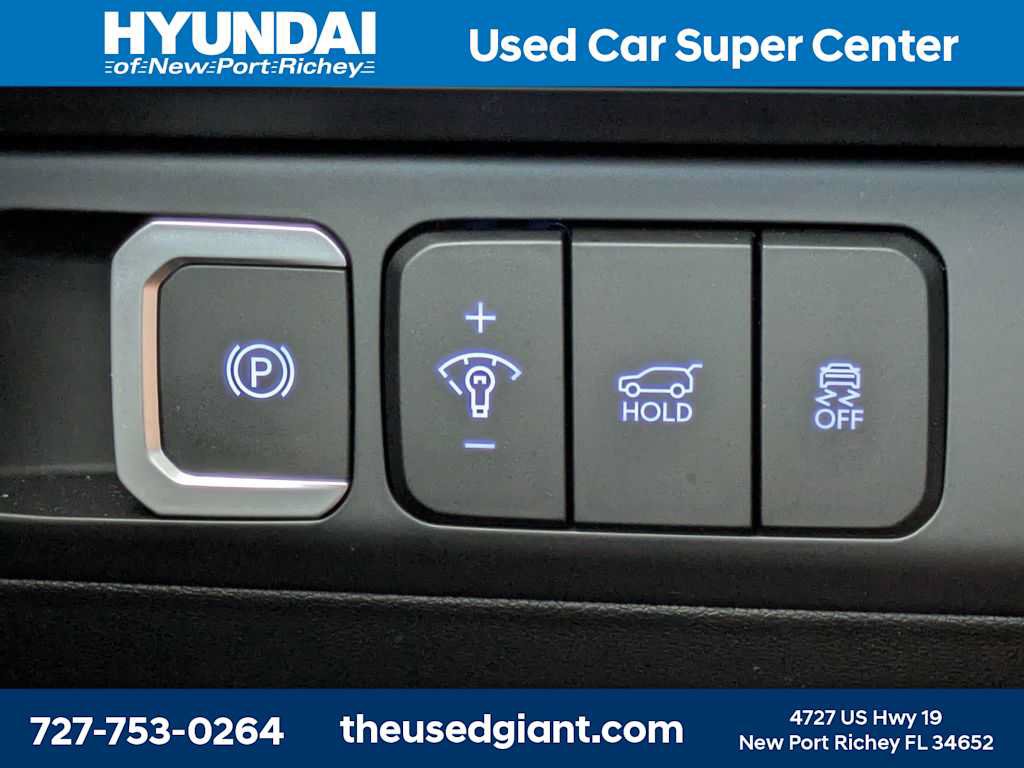 Used 2026 Hyundai Santa Fe SEL FWD image 34