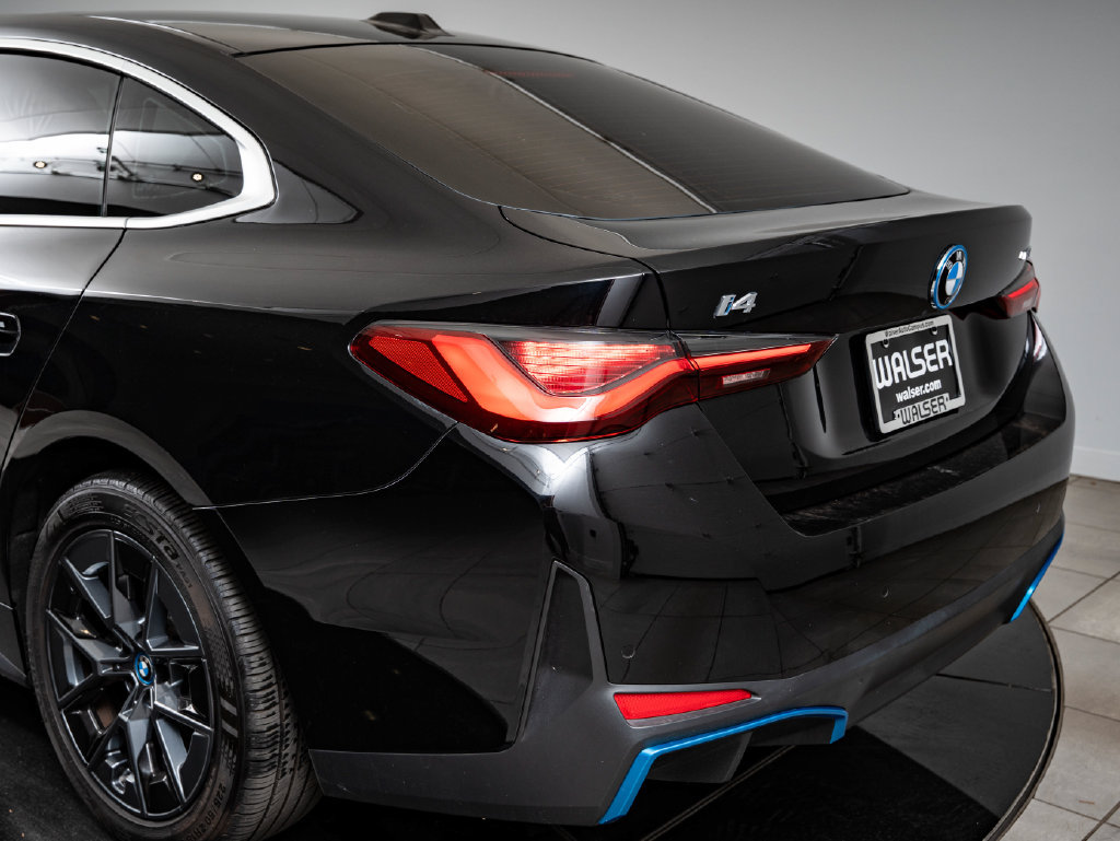 Used 2023 BMW i4 eDrive35 w/ Premium Package RWD image 19