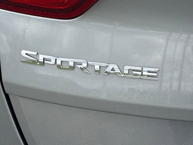Used 2019 Kia Sportage LX image 18