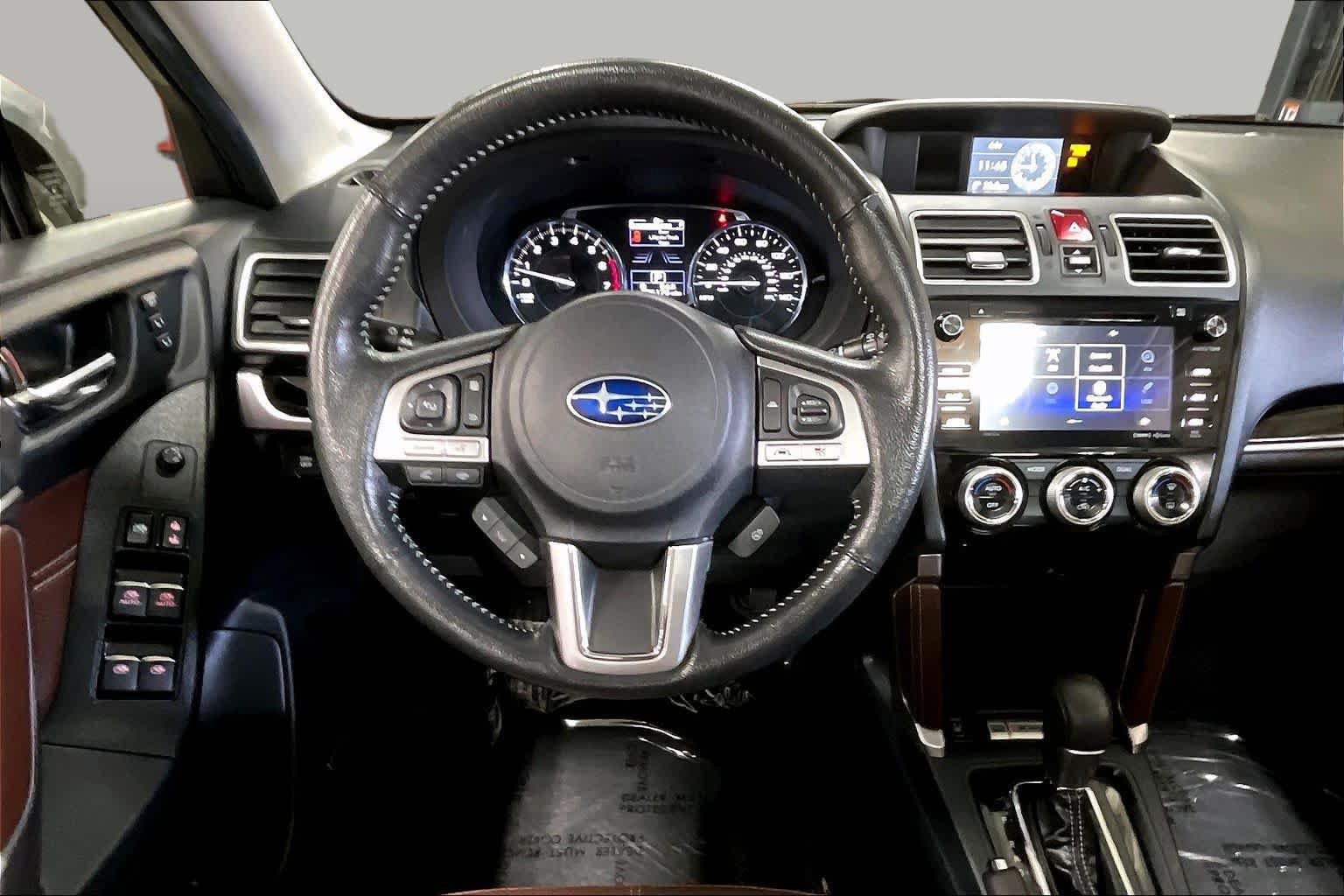 Used 2017 Subaru Forester 2.5i Touring AWD/4WD image 5