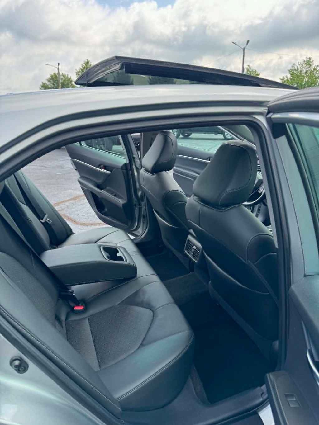 Used 2021 Toyota Camry XSE w/ Carpet Mat Package (TMS) AWD/4WD image 10