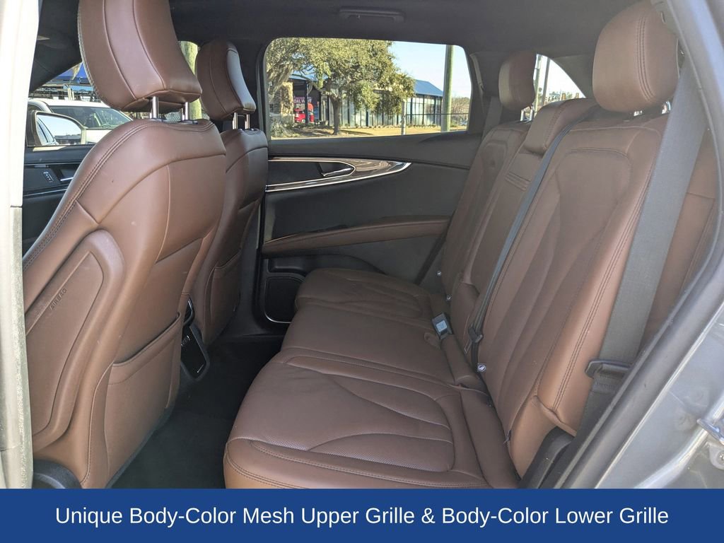 Used 2023 Lincoln Nautilus Reserve w/ Monochromatic Package image 14