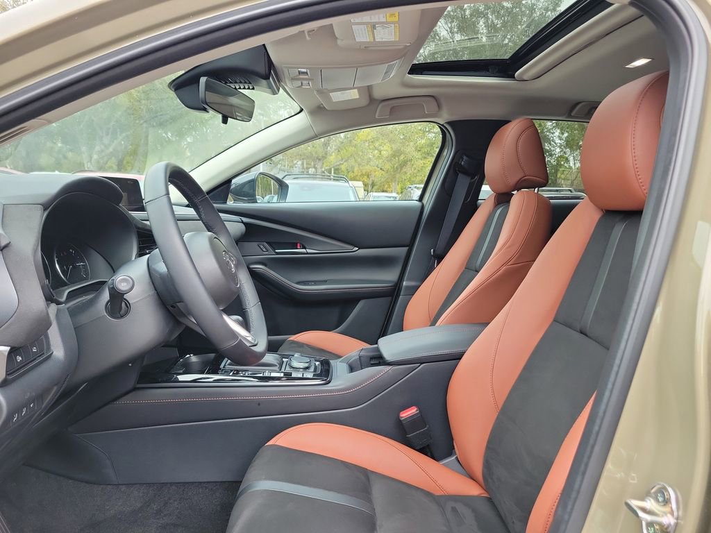 Certified 2025 MAZDA CX-30 Carbon image 2