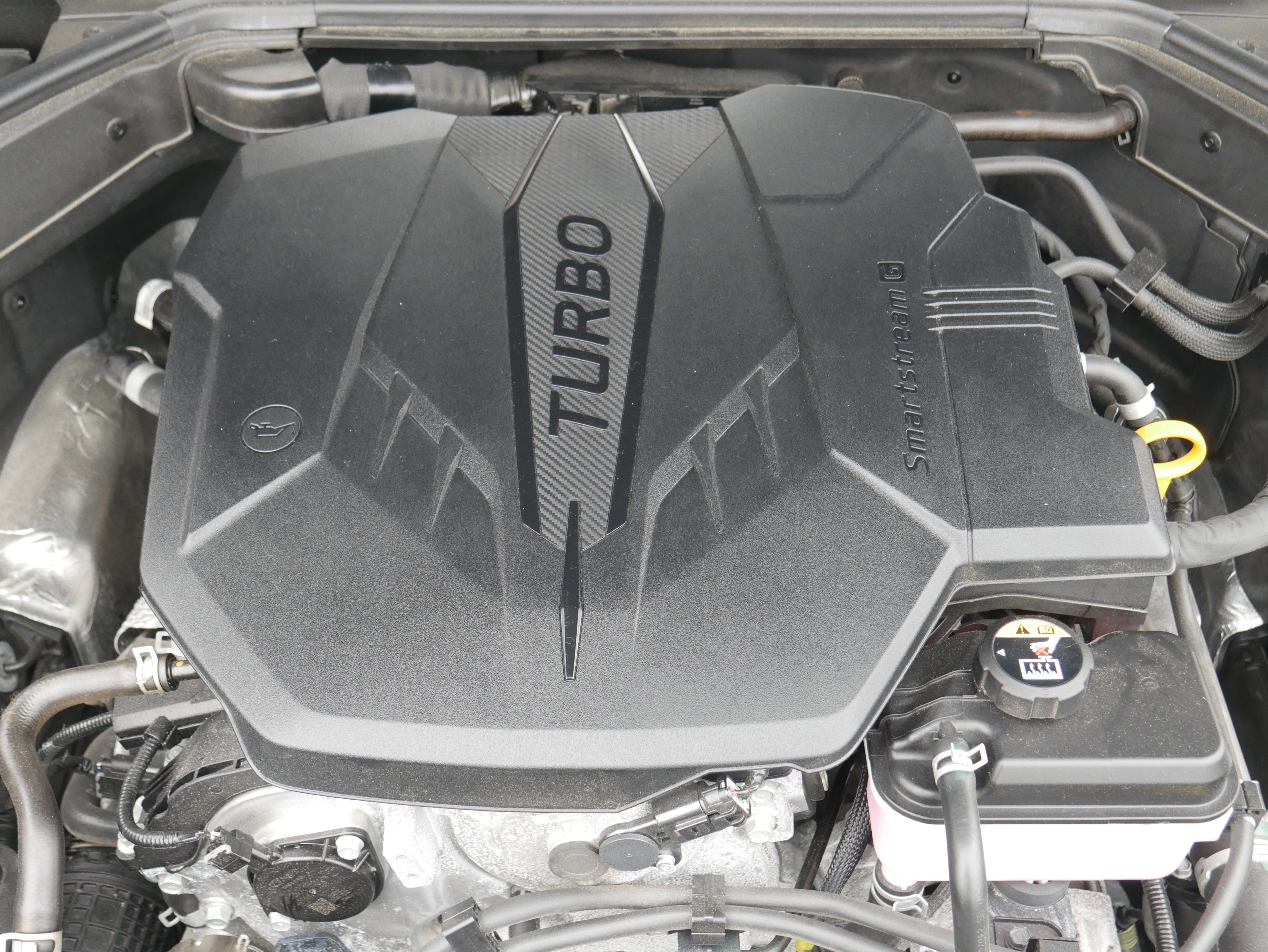 Used 2024 Genesis G70 2.5T w/ Sport Prestige Package image 10