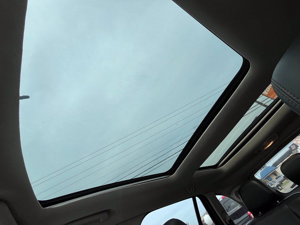 Used 2013 Ford Edge Limited AWD/4WD image 24